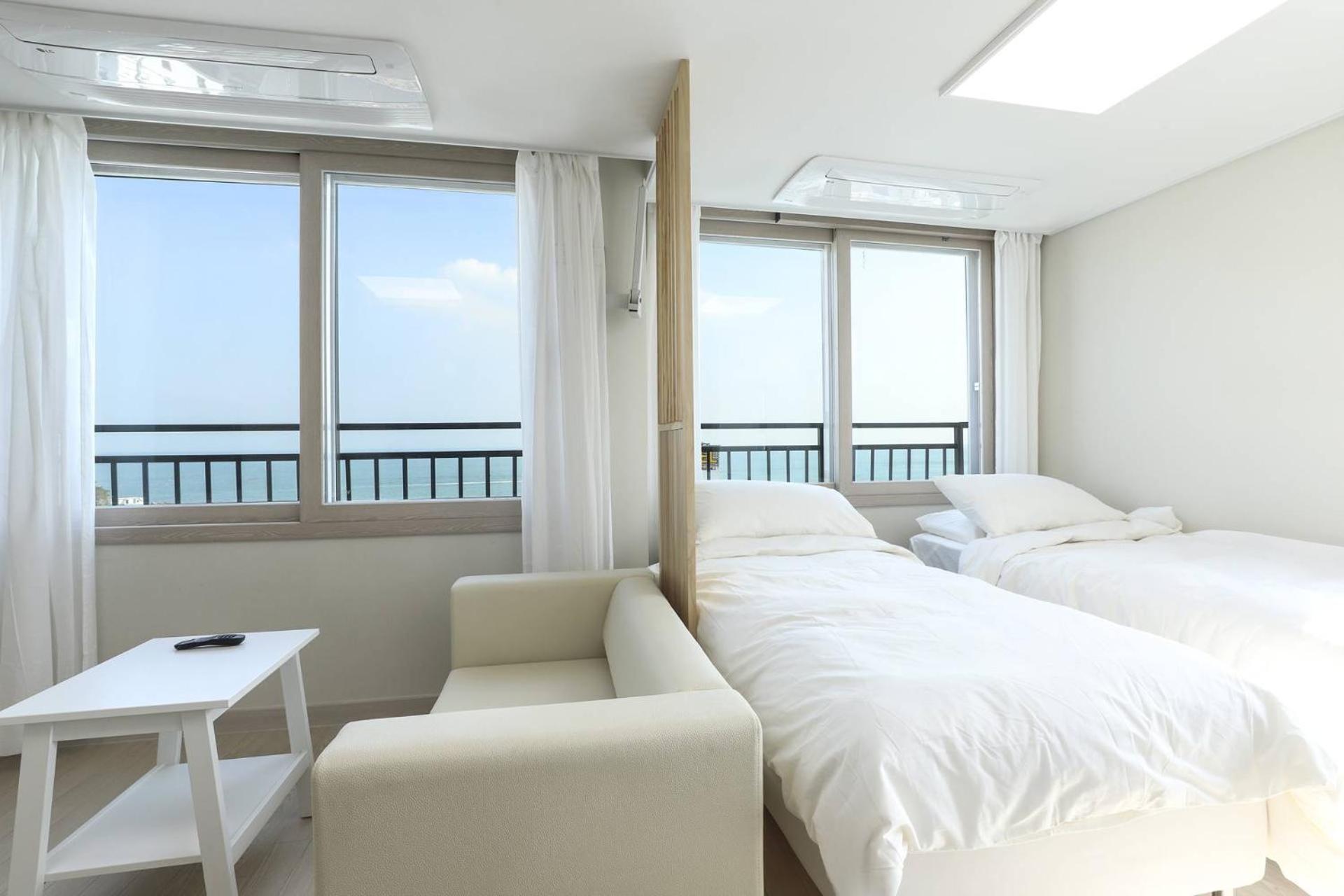 Hotel The First Ocean Songjeong Pusan Zewnętrze zdjęcie