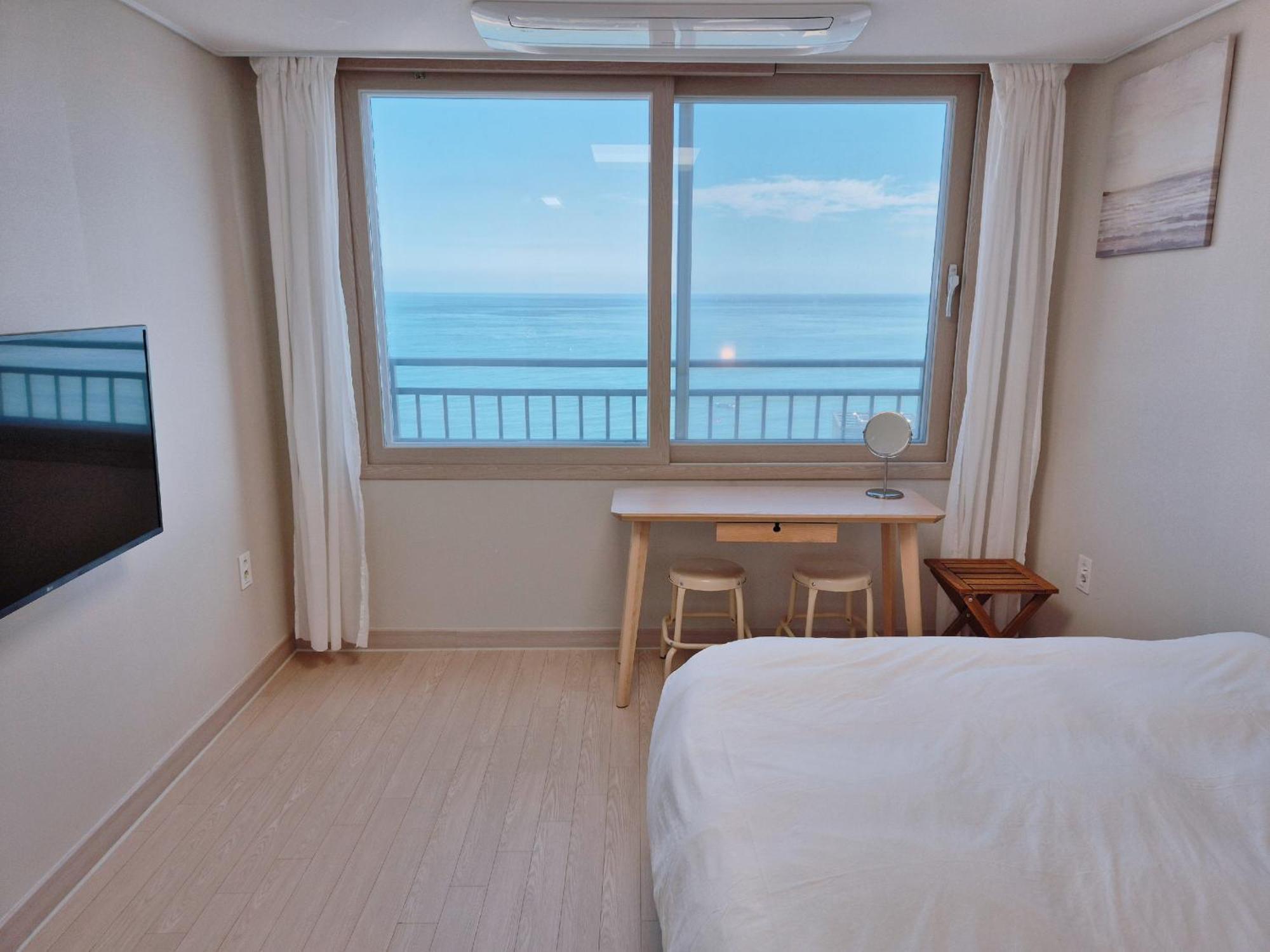 Hotel The First Ocean Songjeong Pusan Zewnętrze zdjęcie