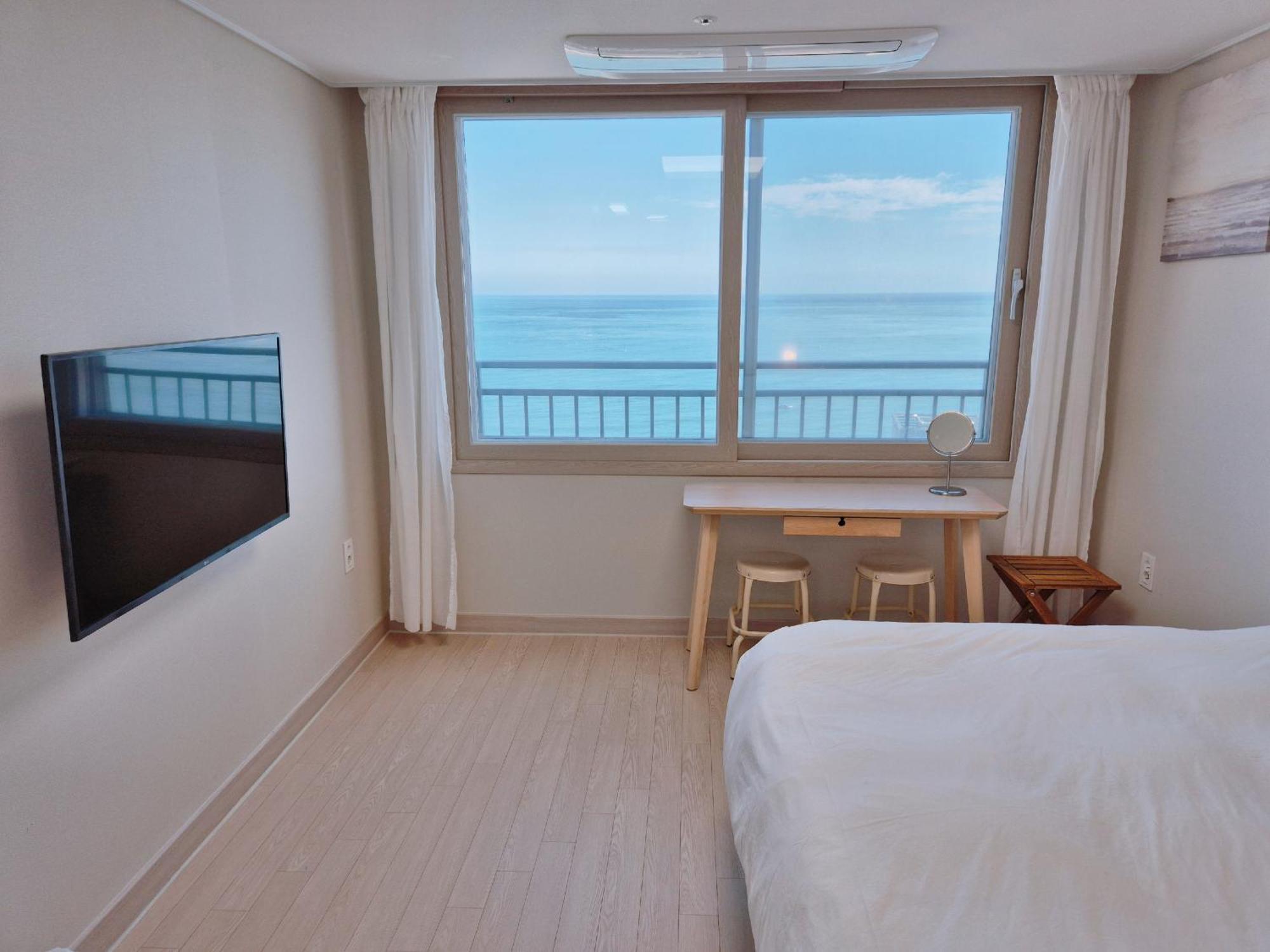 Hotel The First Ocean Songjeong Pusan Zewnętrze zdjęcie