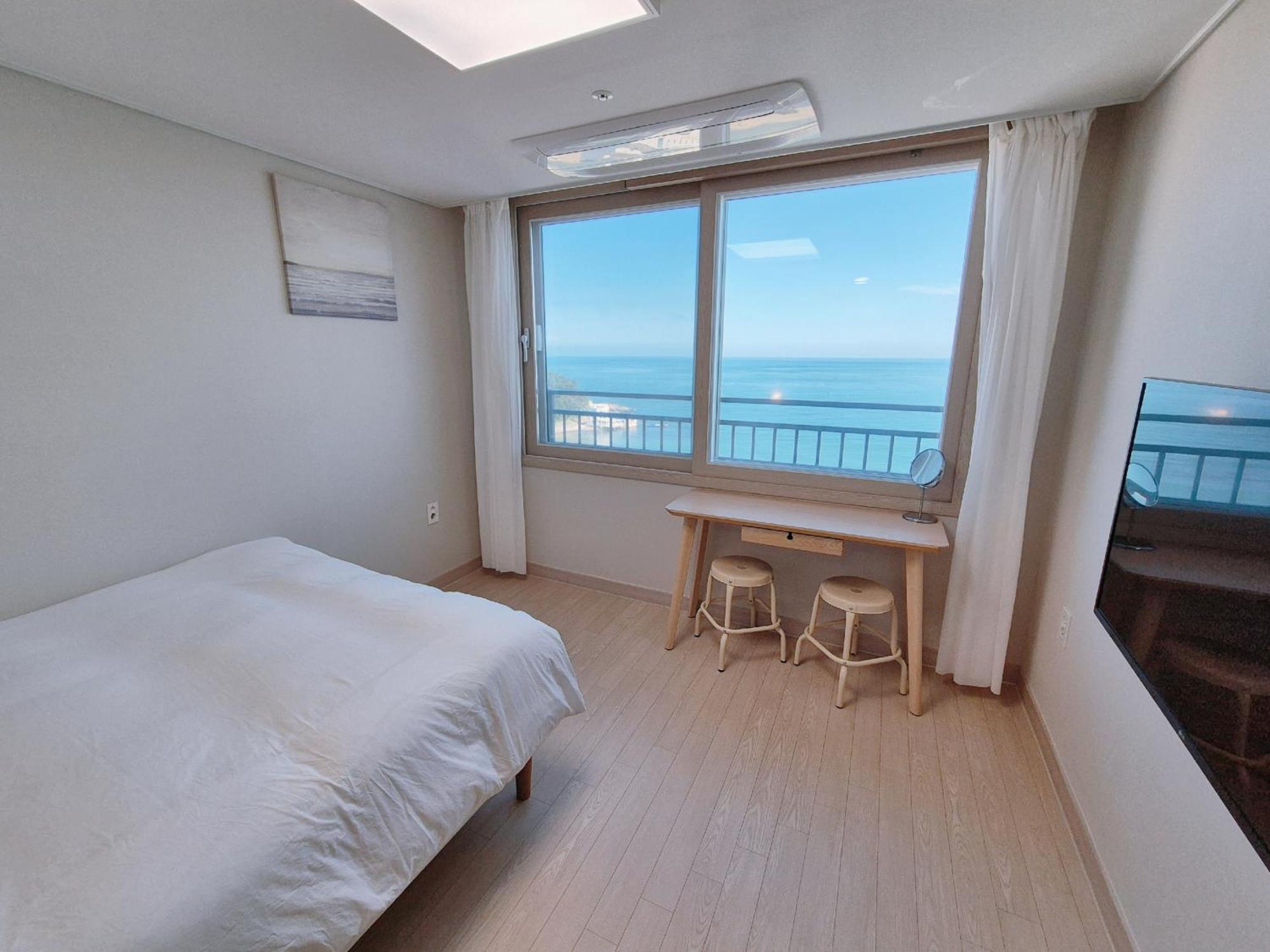 Hotel The First Ocean Songjeong Pusan Zewnętrze zdjęcie