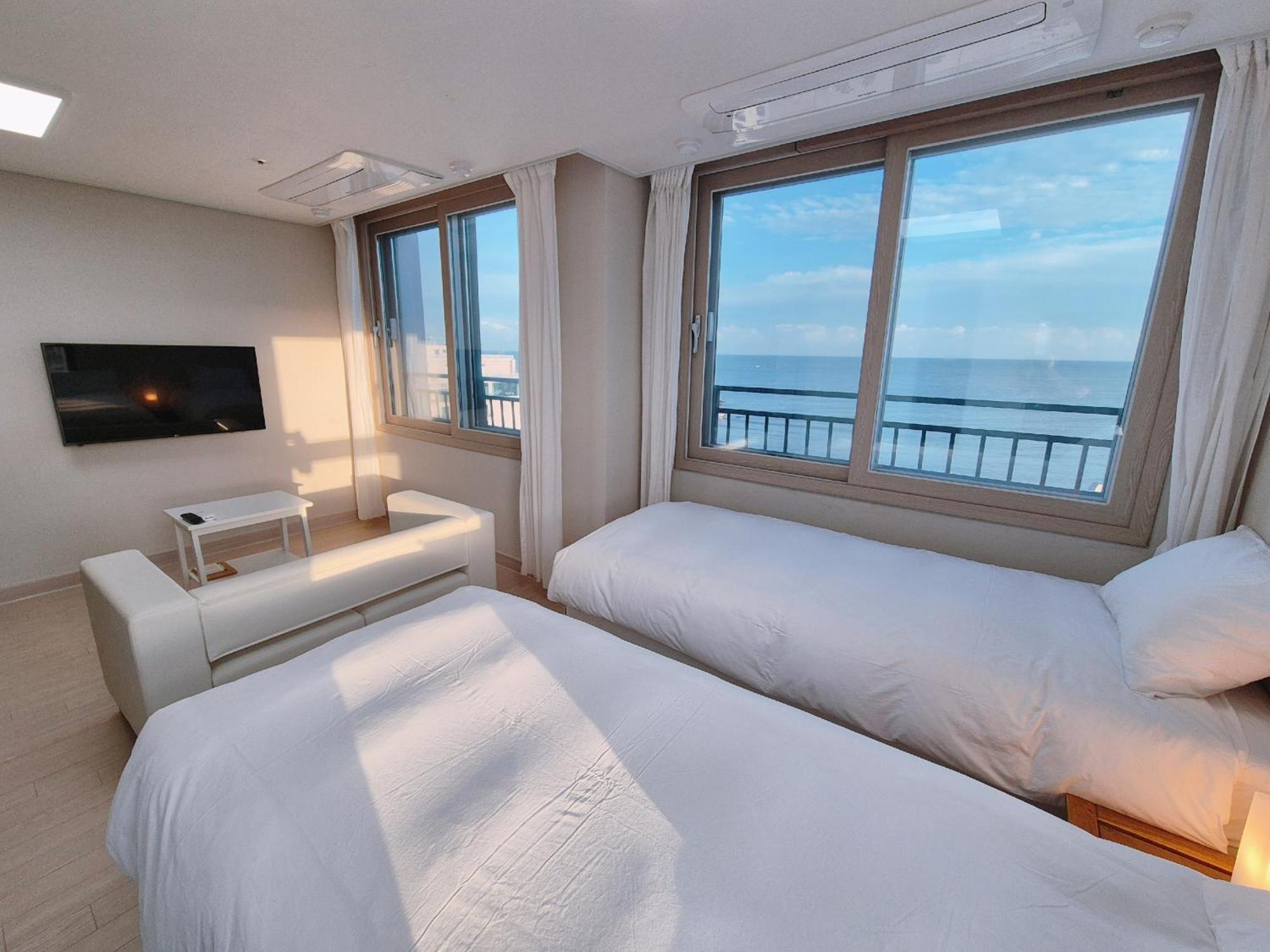 Hotel The First Ocean Songjeong Pusan Zewnętrze zdjęcie