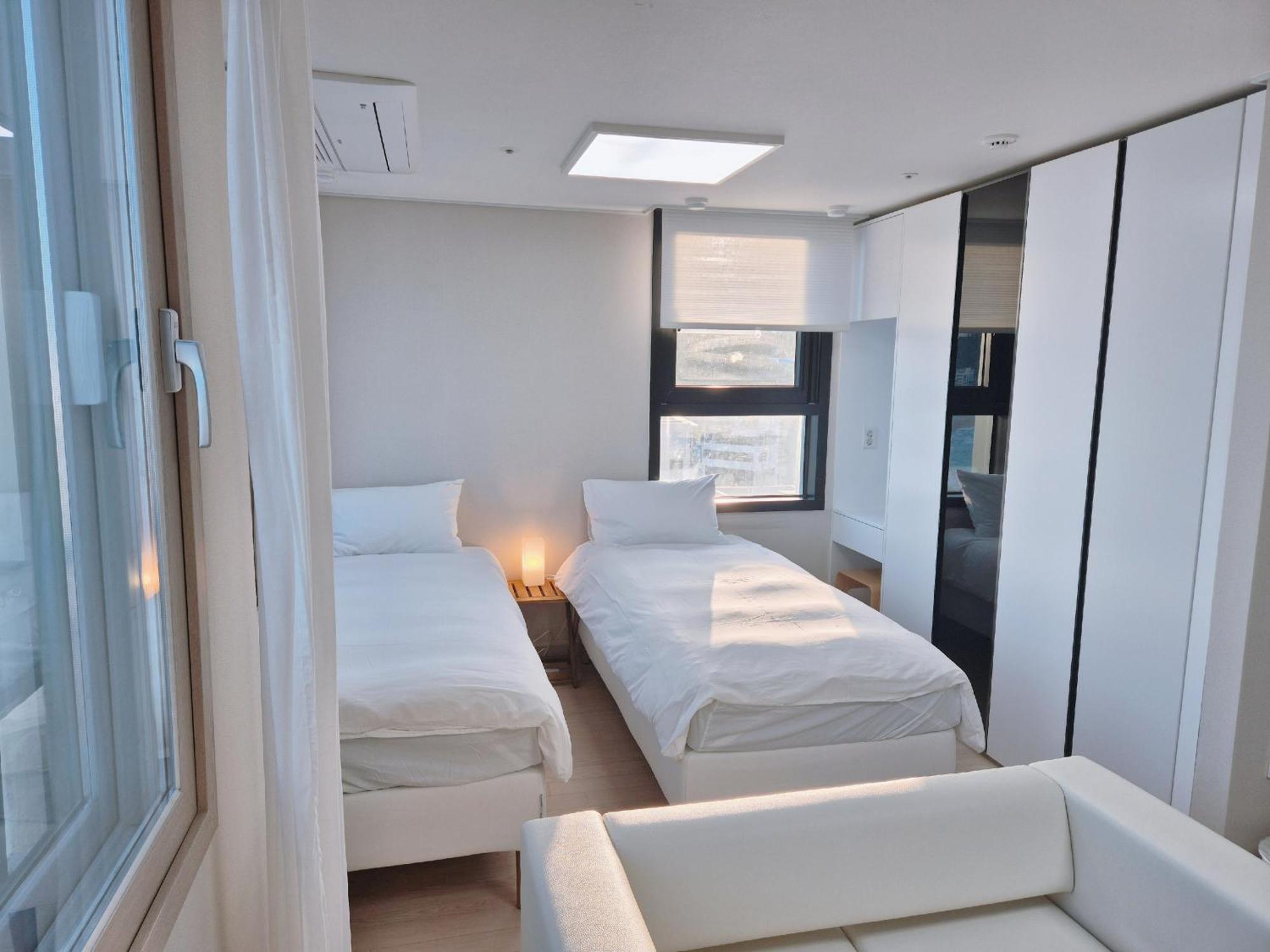Hotel The First Ocean Songjeong Pusan Zewnętrze zdjęcie
